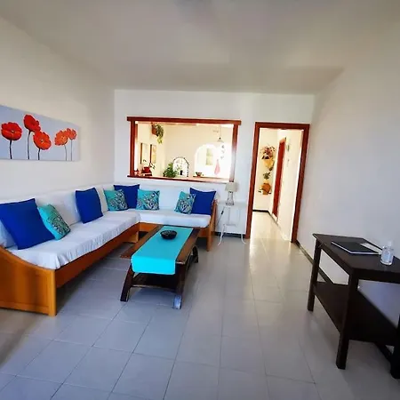 Casa Leyna בית נופש אל גולפו