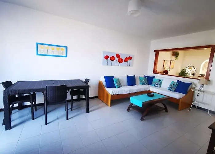 Casa Leyna * El Golfo